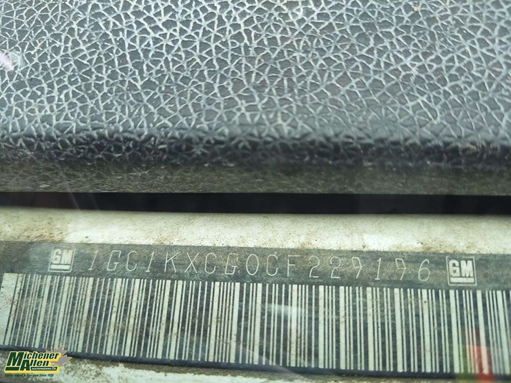 2012-chevrolet-silverado-2500hd-image-29