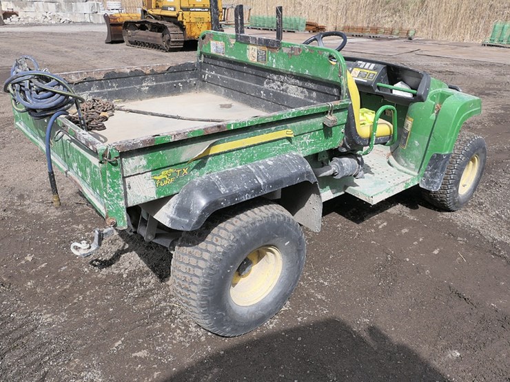 john-deere-gator-image-2