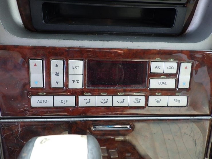 2003-lincoln-navigator-image-33