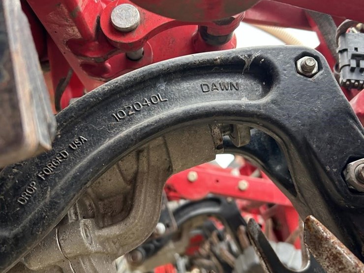 2014-white-9824-image-26