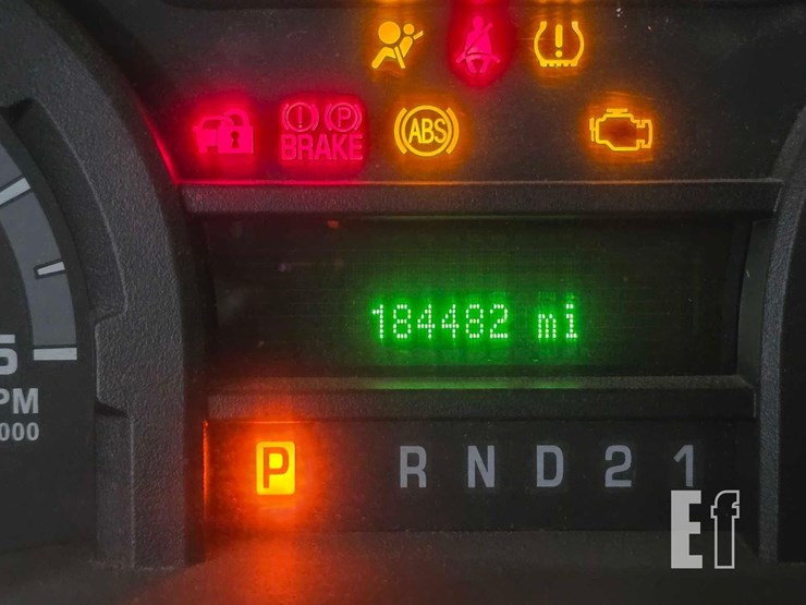 2011-ford-e350-xlt-image-13