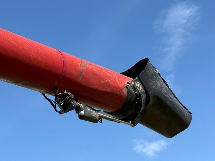 2014-case-ih-8230-image-64