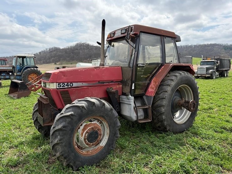 2001-case-ih-5240-image-1