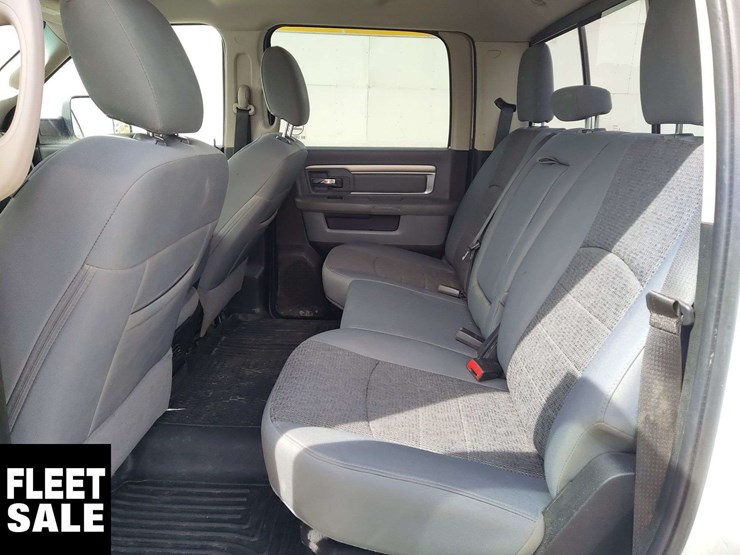 2018-dodge-2500-image-14