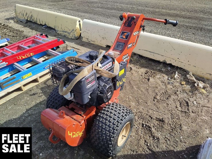 ditch-witch-100sx-image-4