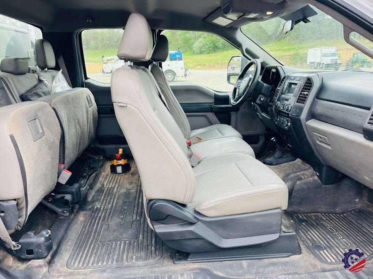 2018-ford-f550-image-51