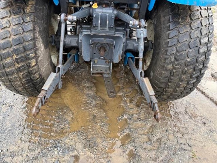 new-holland-tc25d-image-7