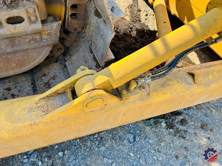 2022-komatsu-d65px-18-image-30