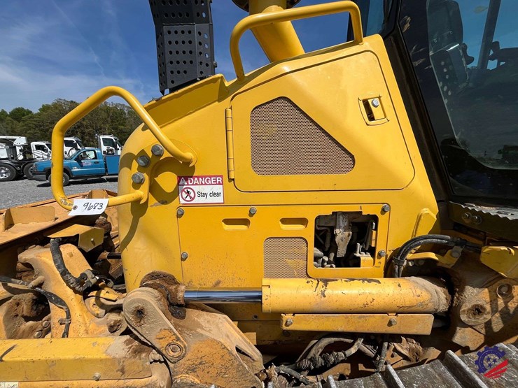 2018-komatsu-d51exi-24-image-29