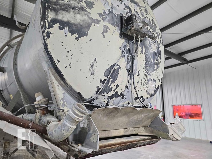 1974-1974-38-foot-tank-trailer-6238-image-13