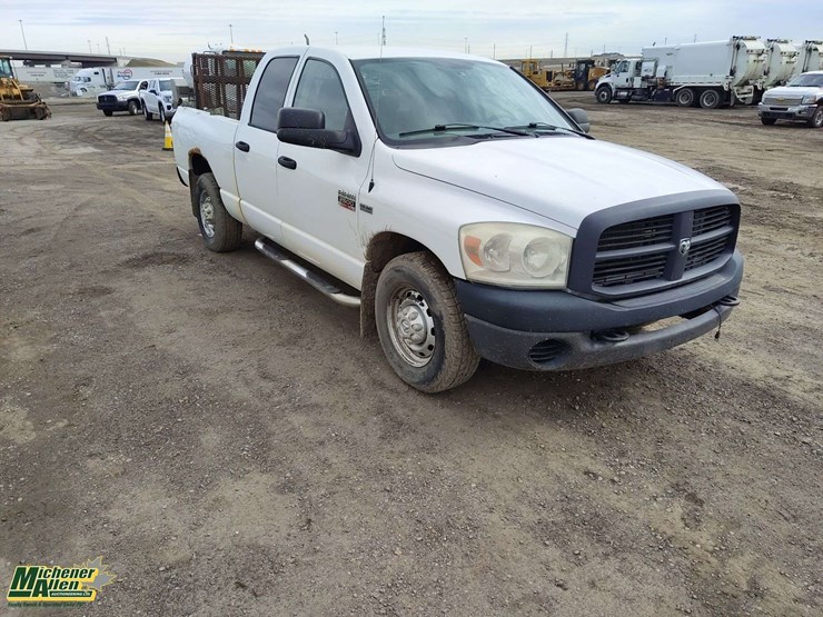 2008-dodge-ram-2500-image-2