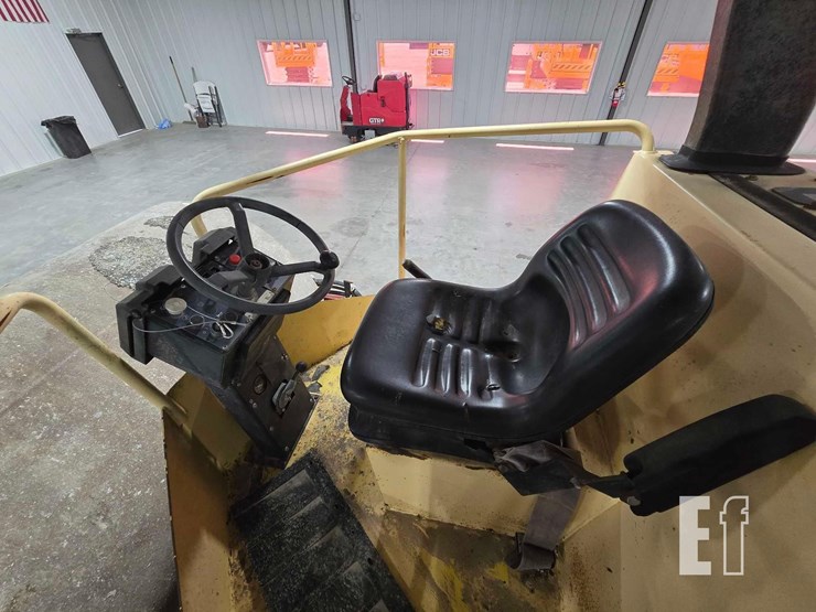 2007-dynapac-ca250d-image-13