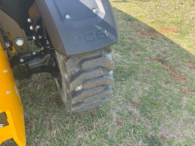 2024-jcb-505-20-image-8