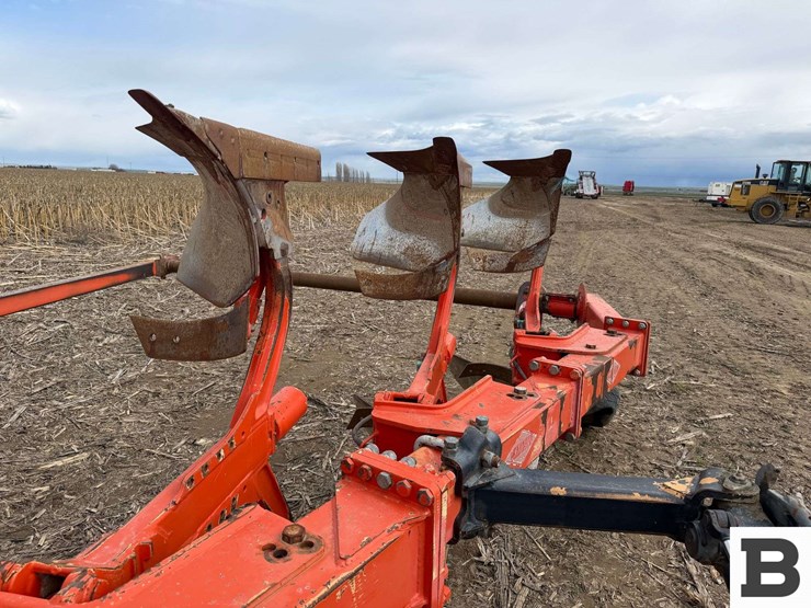 kuhn-multi-master-100dl-6-bottom-plow-image-19