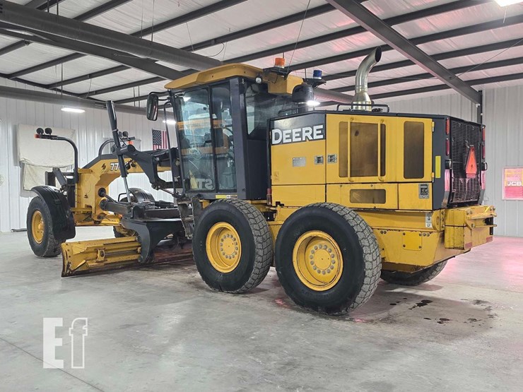 2012-deere-770g-image-4