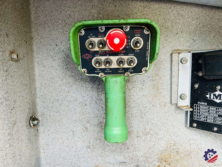 2015-international-durastar-4300-image-51