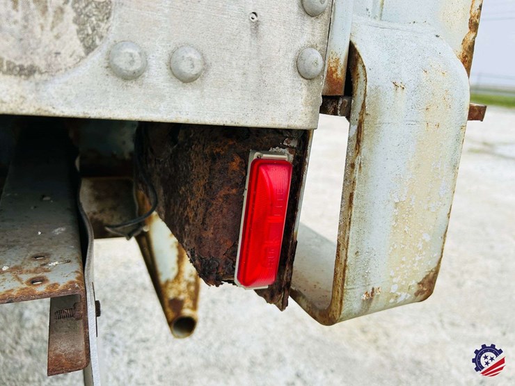 fruehauf-28ft-image-35