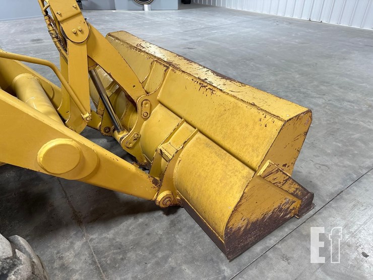 2001-caterpillar-420d-image-12