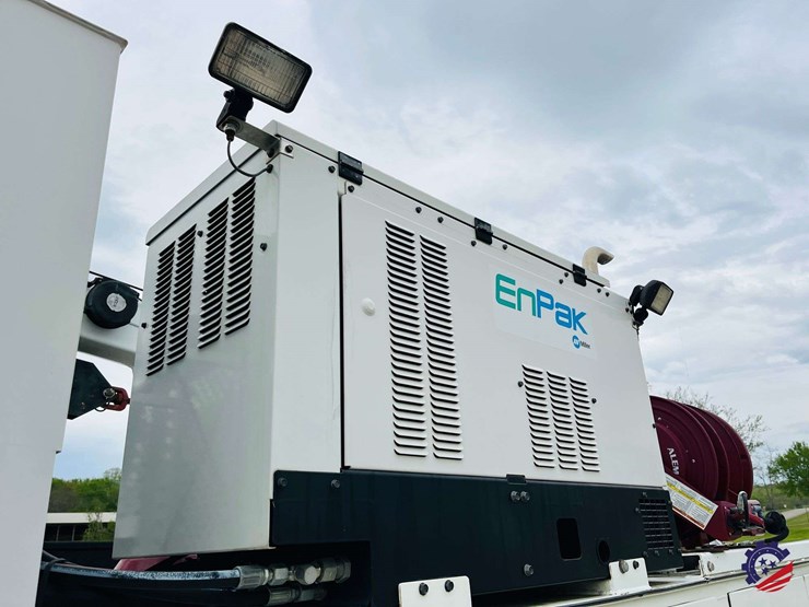 2015-international-durastar-4300-image-31