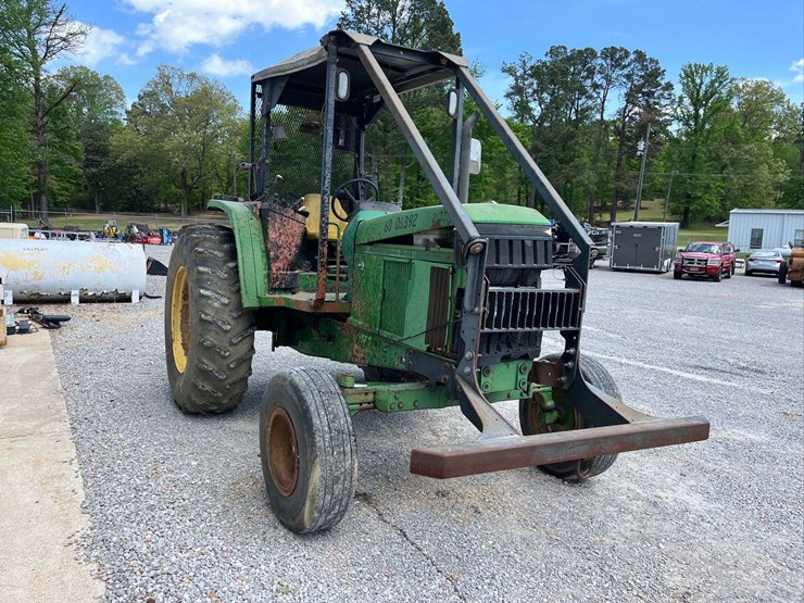 john-deere-6405-image-17