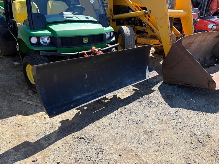 john-deere-gator-image-3