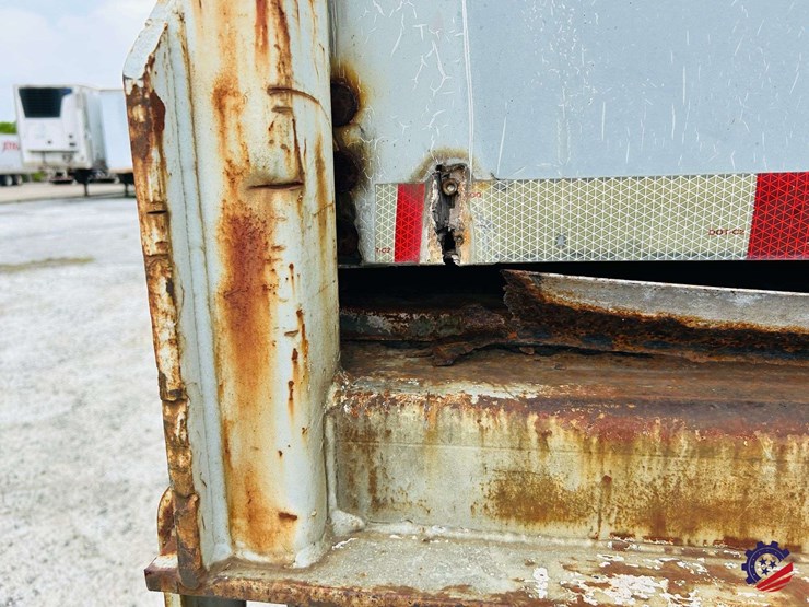 fruehauf-28ft-image-32