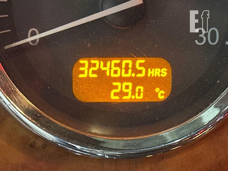 2008-peterbilt-386-image-18