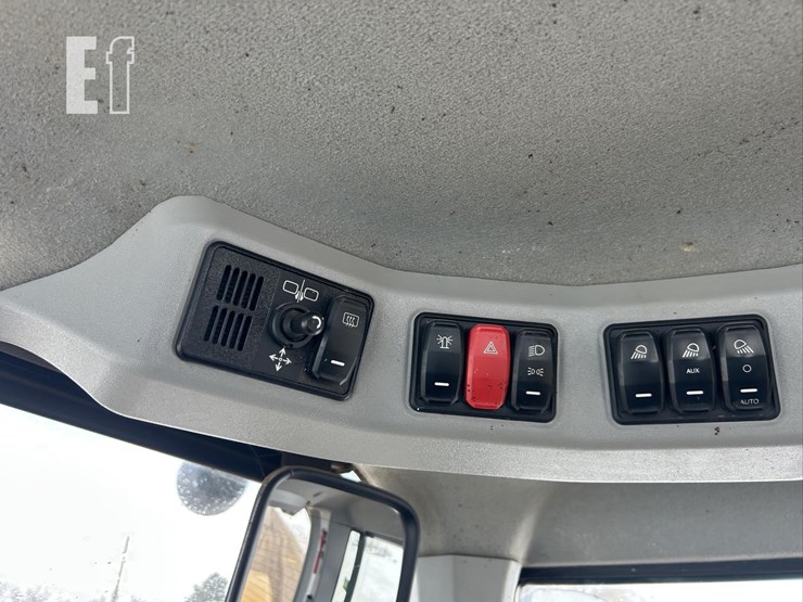 2016-caterpillar-930m-image-66