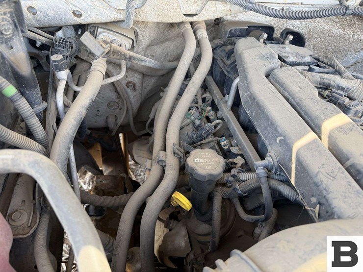 2017-chevrolet-silverado-2500-image-32