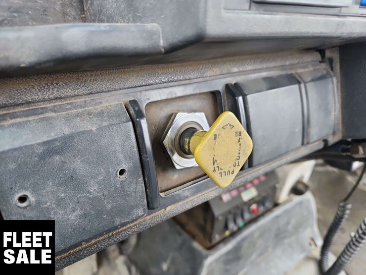 1996-chevrolet-kodiak-c7500-image-12