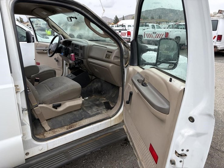 2004-ford-f250-image-10