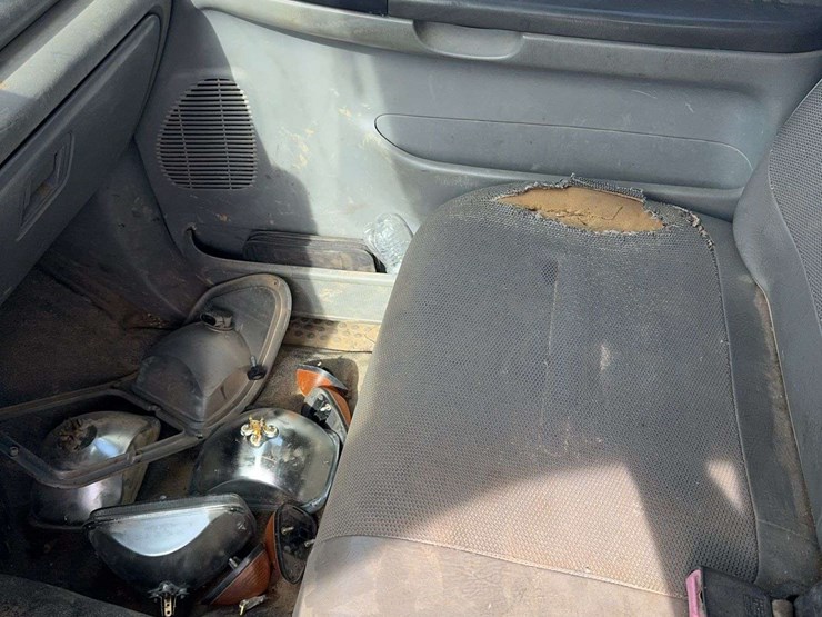 2002-ford-f650-image-20