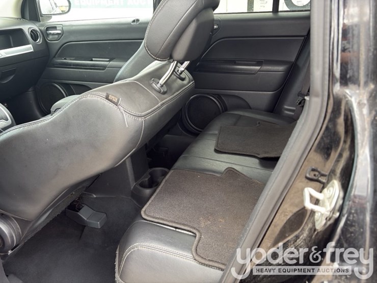 2016-jeep-compass-image-10