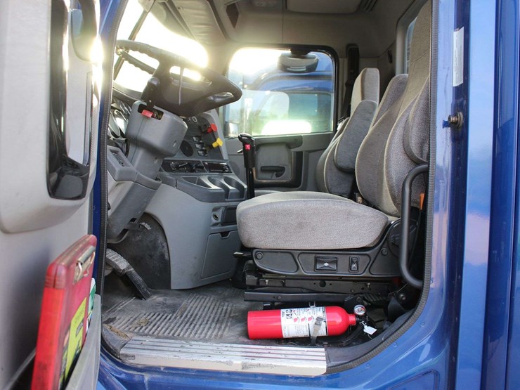 2018-freightliner-semi-3alxa7007jdjt5039-mileage:-does-not-run-image-43