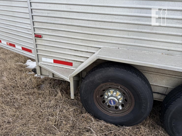 2001-featherlite-16-ft-image-24