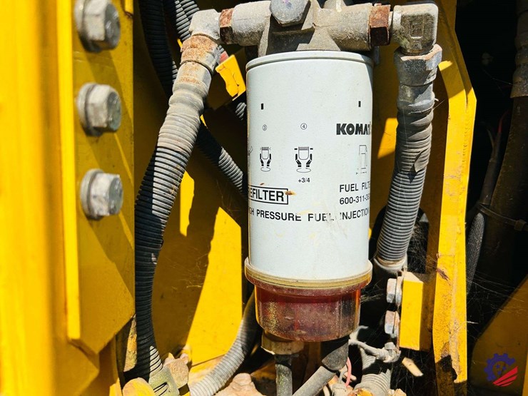 2022-komatsu-d65px-18-image-56