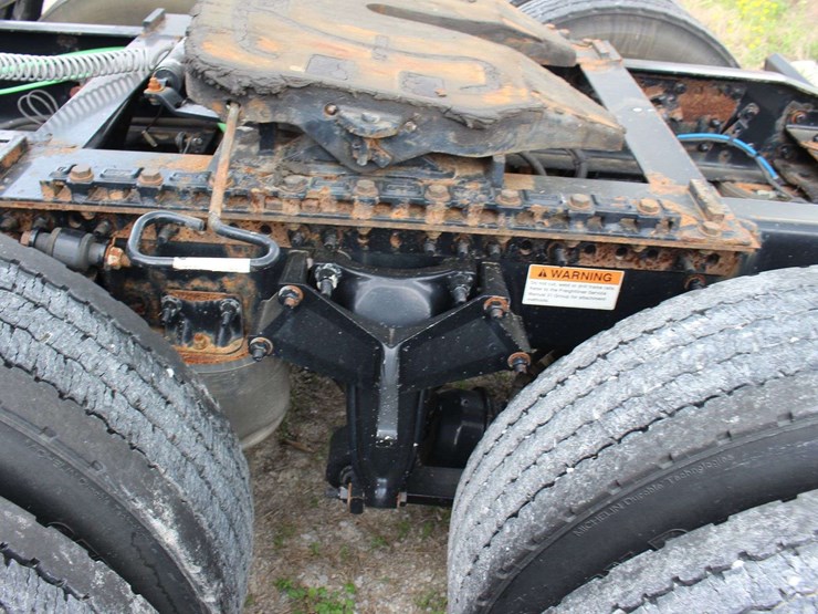 2019-freightliner-cascadia-pt126sl-3akjhhdr0kskl2228-mileage:-688348-image-15