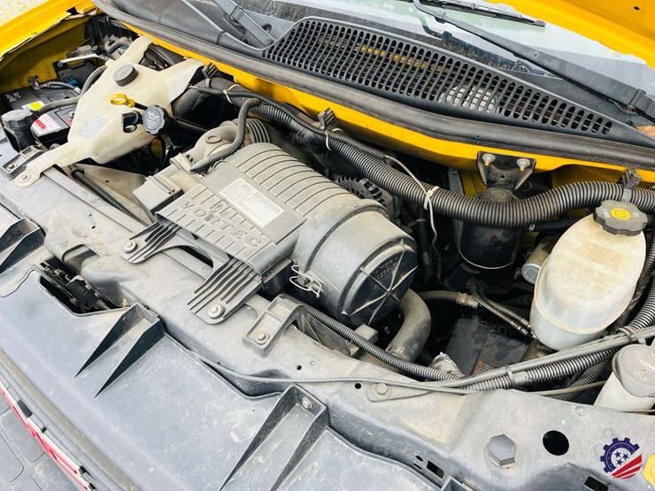 2009-gmc-savana-s/a-enclosed-roadside-service-truck-image-82