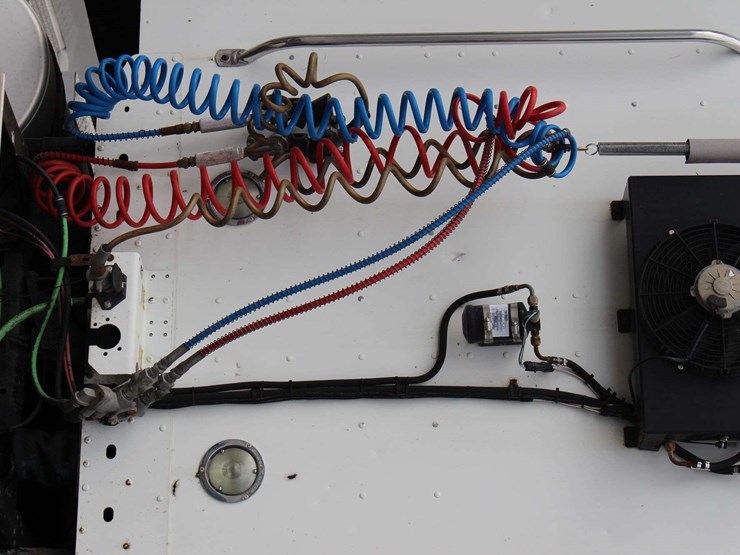 2015-freightliner-columbia-tractor-glider-2015-freightliner-columbia-3alxa7005fdgh5950-mileage:-image-72