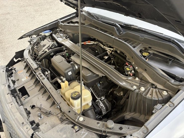 2021-ford-explorer-image-12