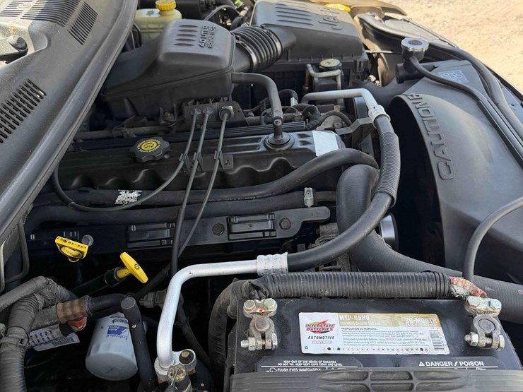 2001-jeep-grand-cherokee-laredo-image-11