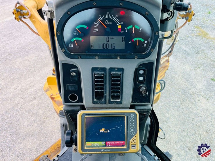 2010-caterpillar-120m-image-145