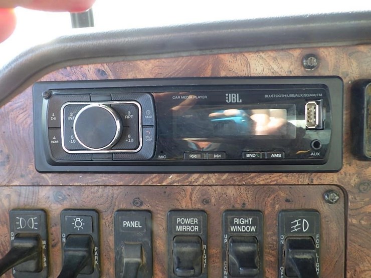 1999-international-9300-image-46