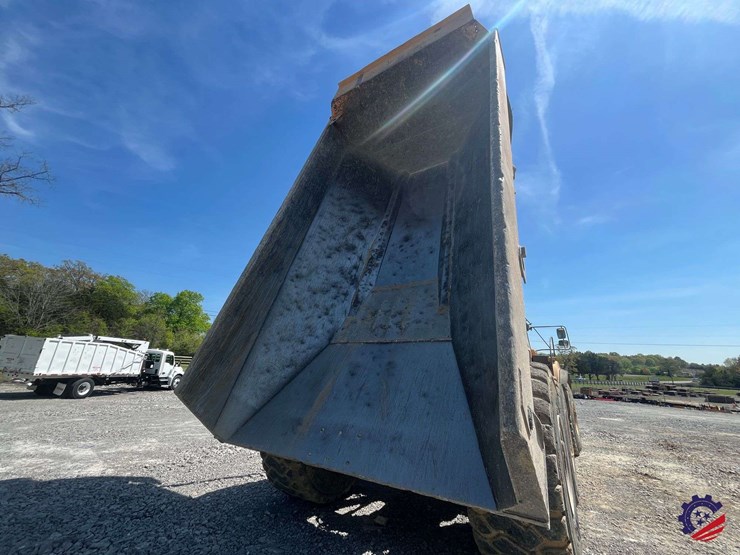 2012-volvo-a40f-image-67