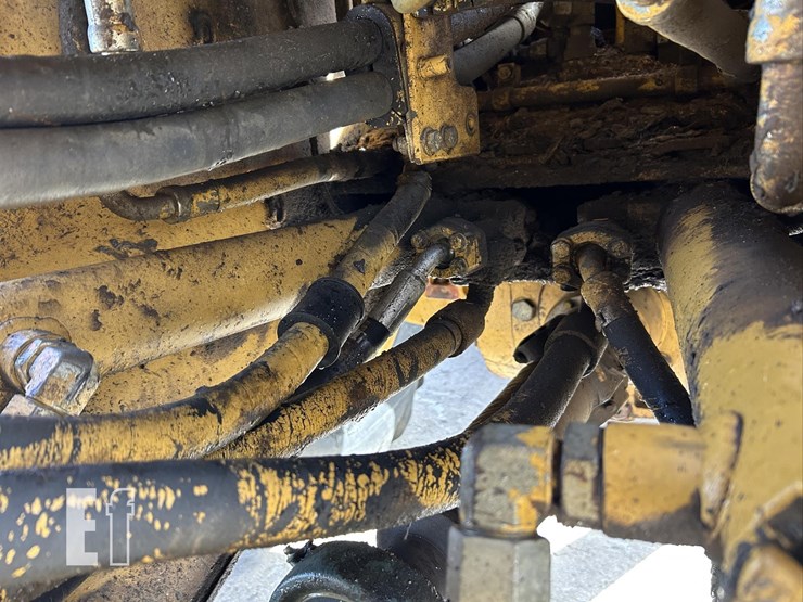 2000-caterpillar-938g-image-20