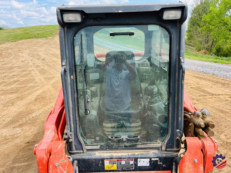 2022-kubota-svl75-2-image-38