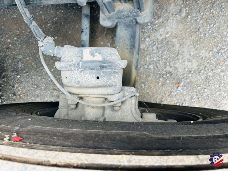 2024-international-lt62f-t/a-truck-tractor-image-79