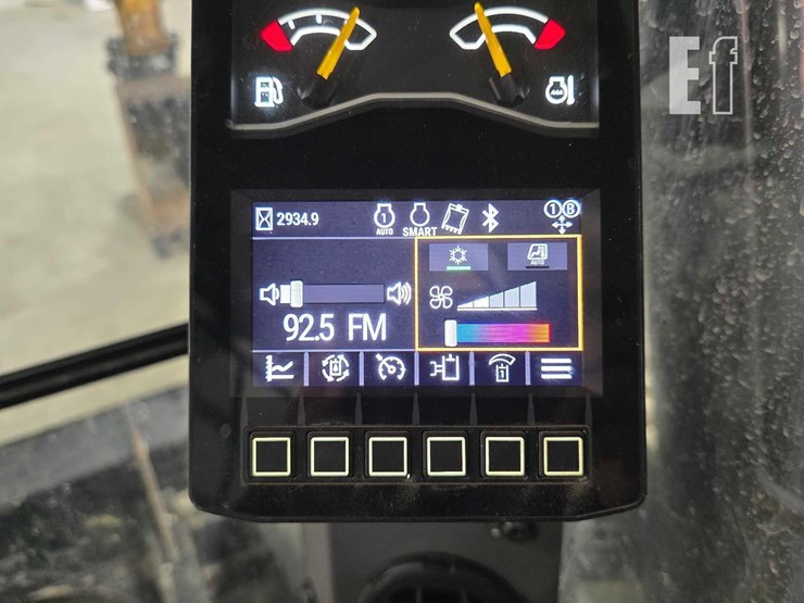 2022-caterpillar-307.5-image-25