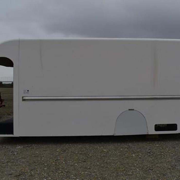 2000 BOX TRUCK BED 38869
