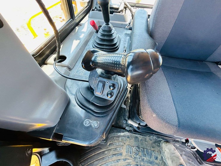 2023-komatsu-d65px-18-image-68